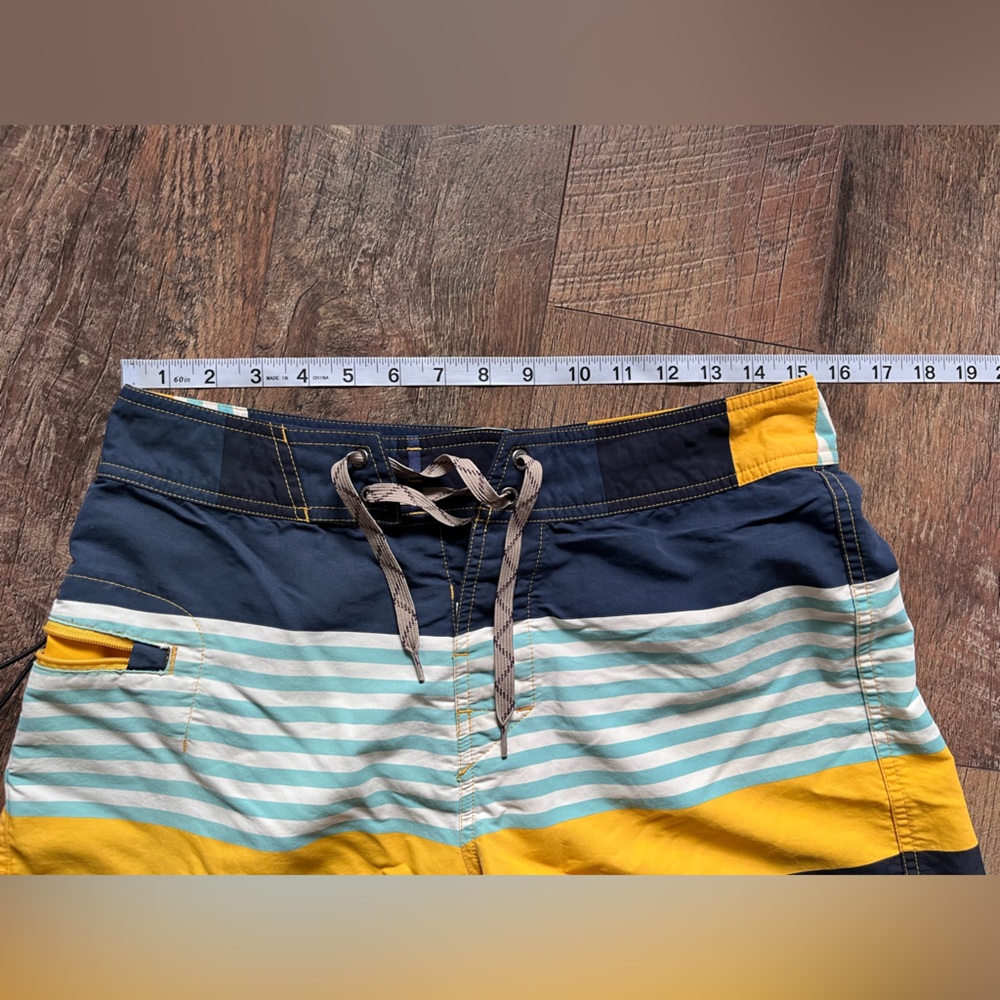 Patagonia wavefarer striped swim‎ trunks board shorts men’s size 30 - Picture 11 of 13